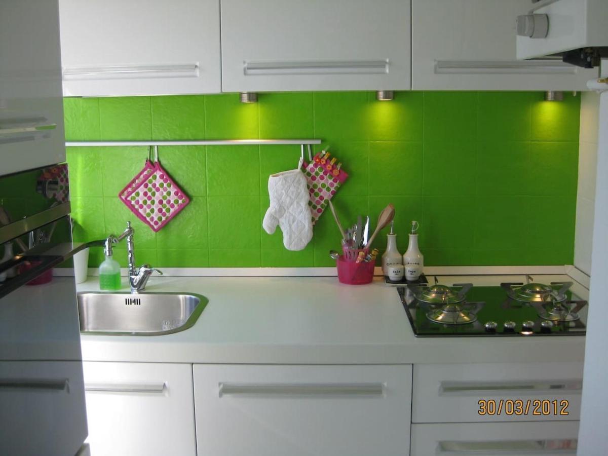 Stunning 1-bed In Mailand